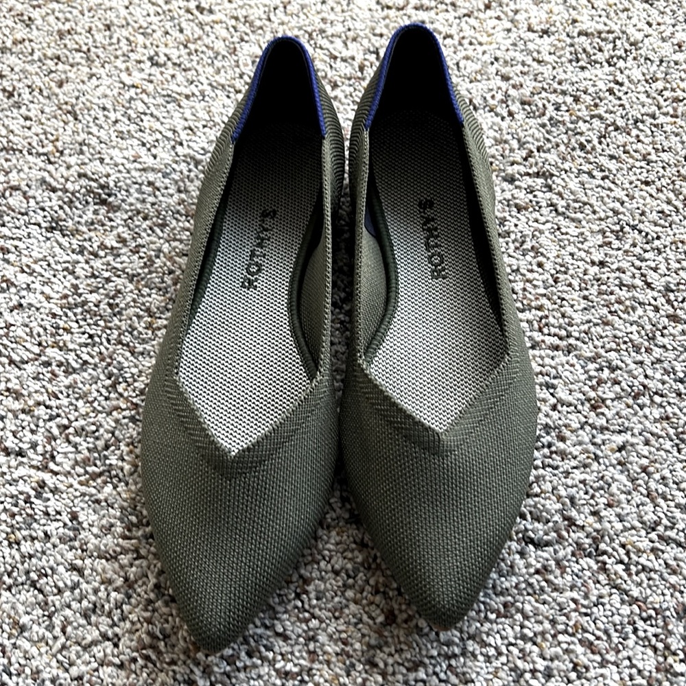 Rothy’s Cypress Points. Size 9.